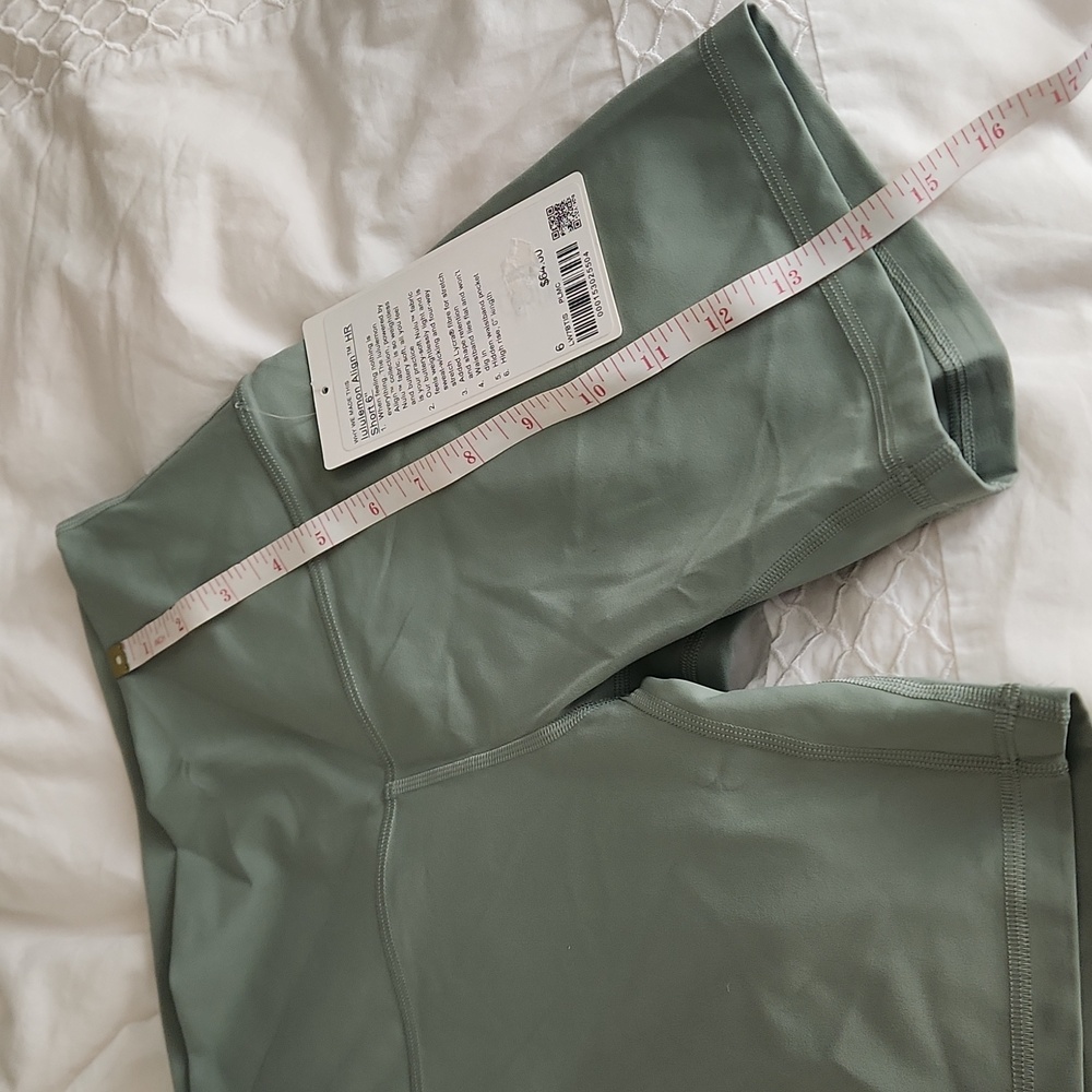 NWT lululemon Align™ High-Rise Short 6", Size 6 - Picture 6 of 7